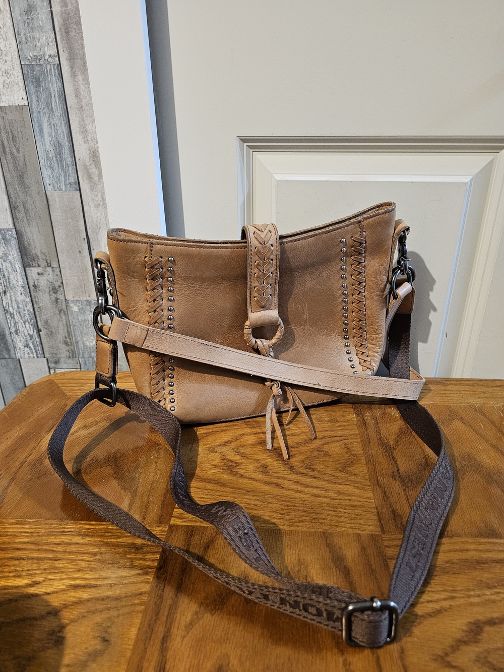 Leather Crossbody Bag in Tan